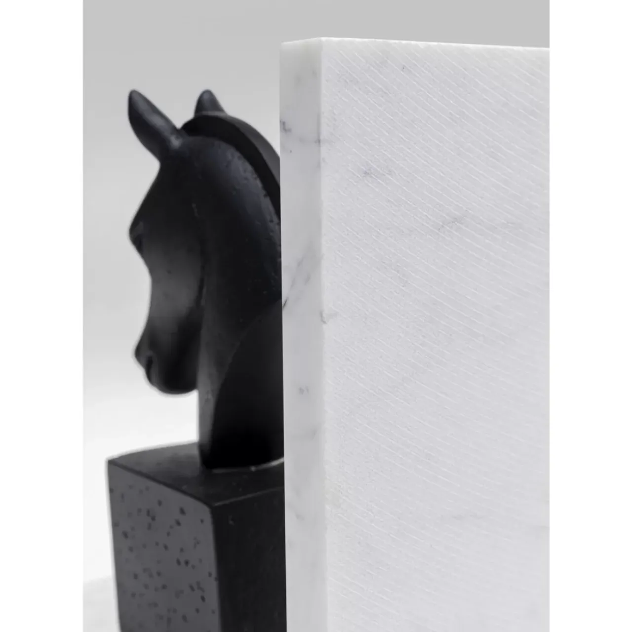 Deko & Geschenkartikel|KARE Design Buchstutze Horse (2/Set)