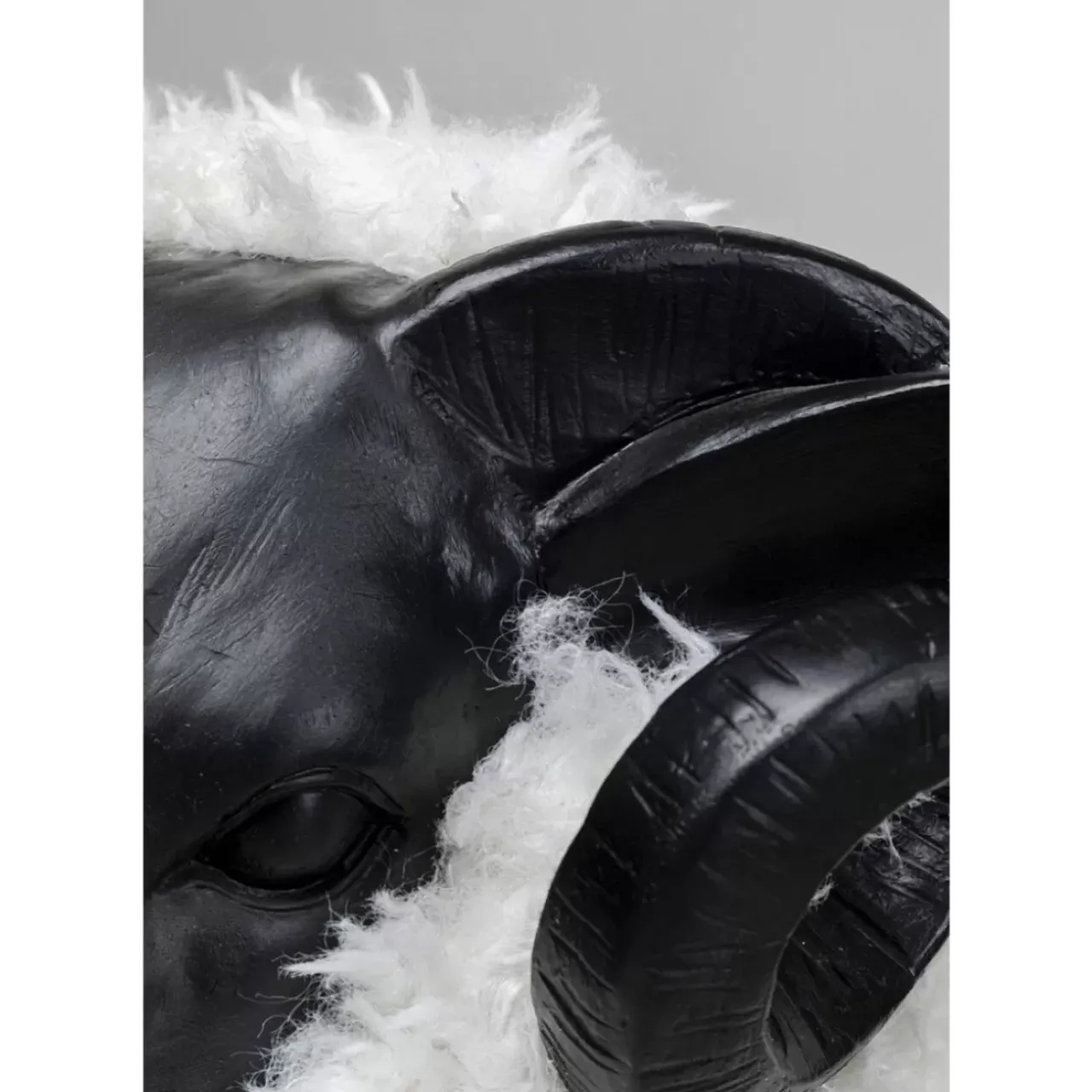 Deko & Geschenkartikel|KARE Design Deko Figur Bathilde Ram Weis 78Cm